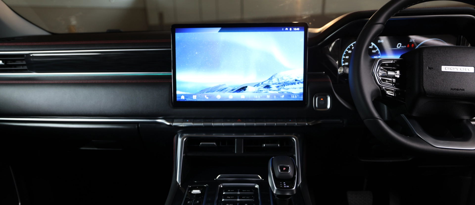 Foton Tunland V9 cabin · 14.6″ infotainment, dual-zone climate
