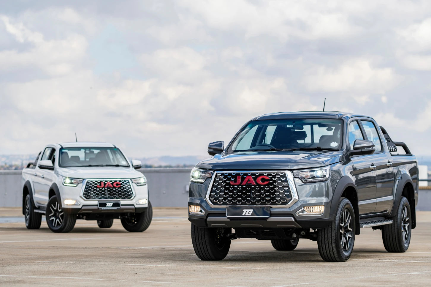 JAC T8 Lux Double Cab 4×4