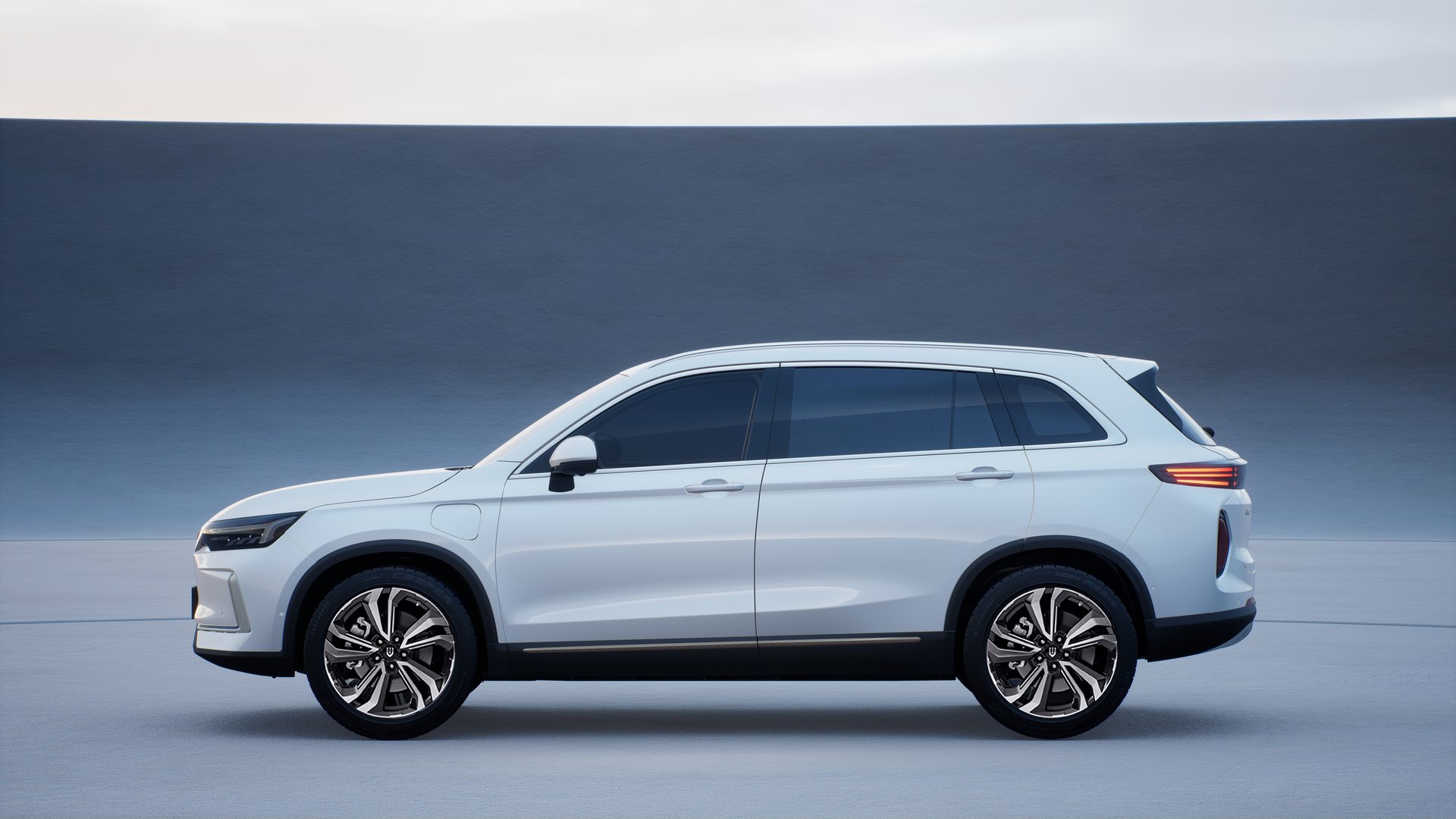 Skyworth E6 side profile — white finish